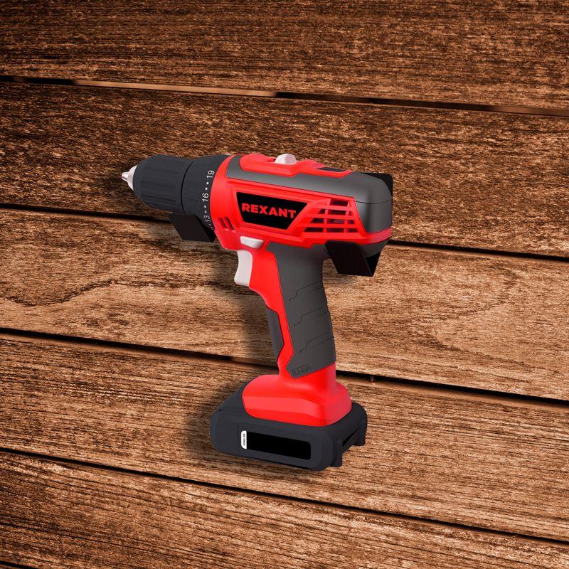 Держатель для шуруповертов настенный боковой черн. Rexant 38-0685